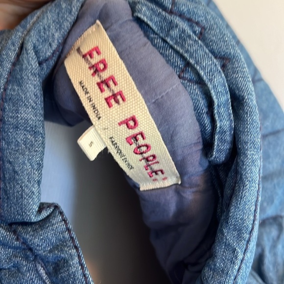 Free People Quinn Quilted Jacket Indigo Combo Size Small NWT - Picture 10 of 15